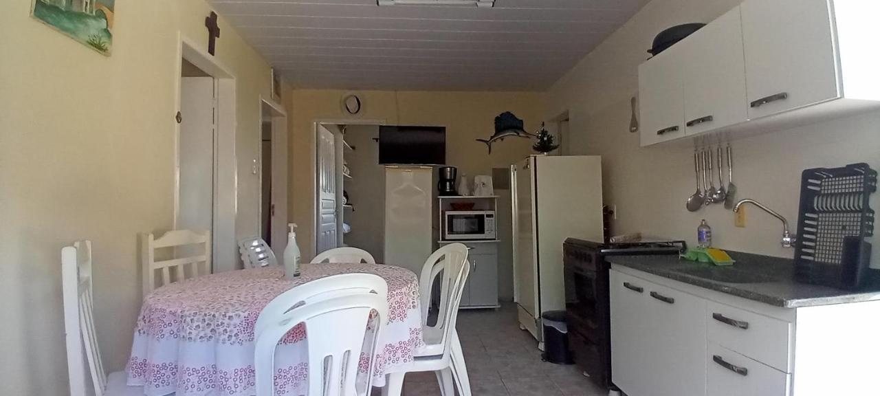 Casa Na Praia Da Pinheira 팔호카 외부 사진
