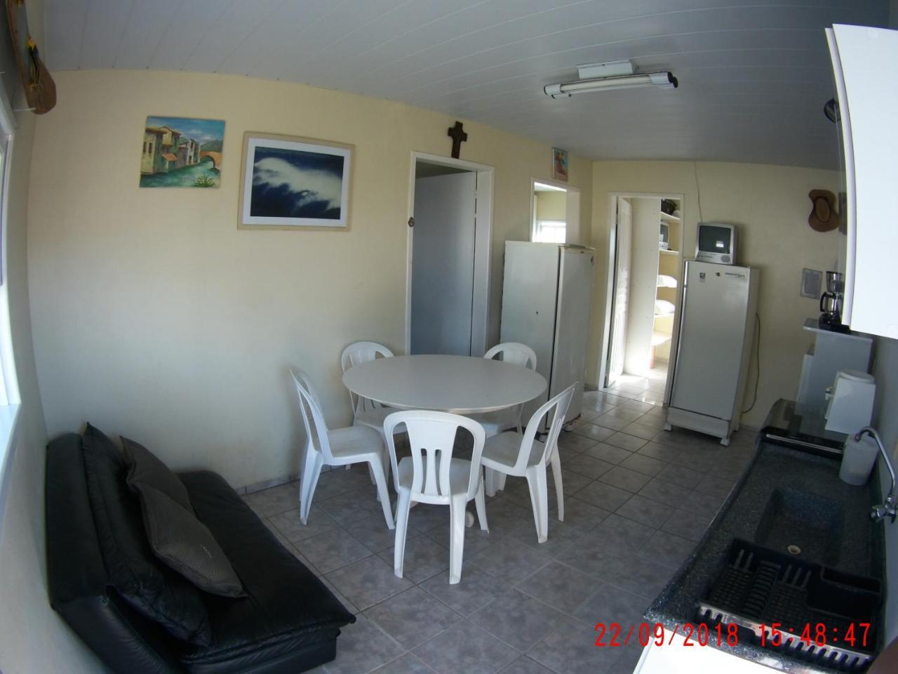 Casa Na Praia Da Pinheira 팔호카 외부 사진