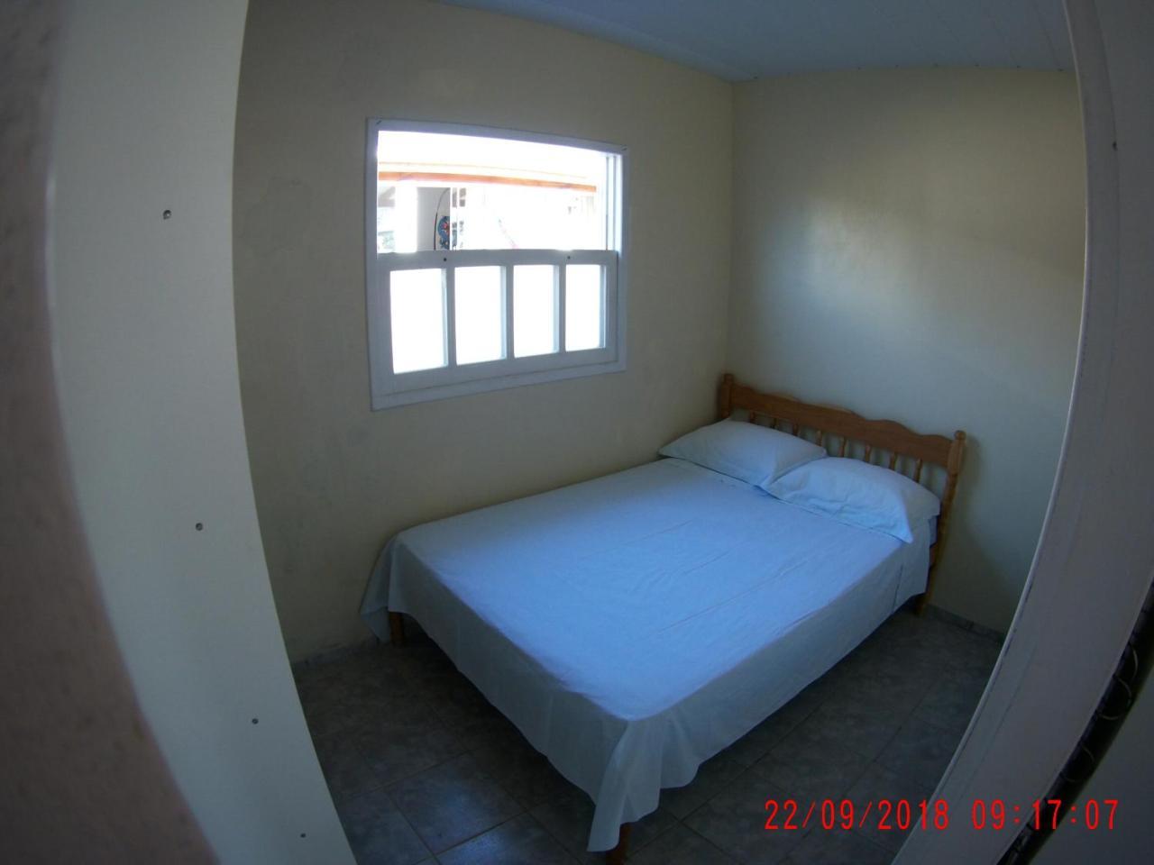 Casa Na Praia Da Pinheira 팔호카 외부 사진